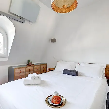 Апартаменты Bnbnova - Champs-elysees - 1br *